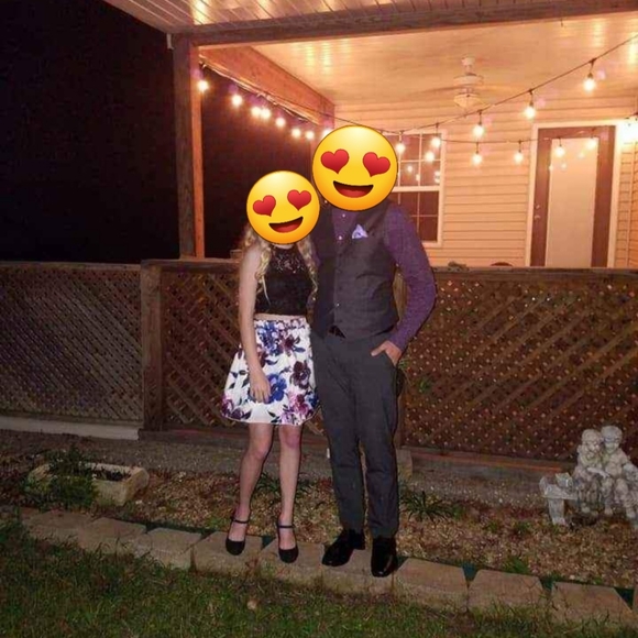 Homecoming/Prom Dress size 1 - Picture 1 of 2